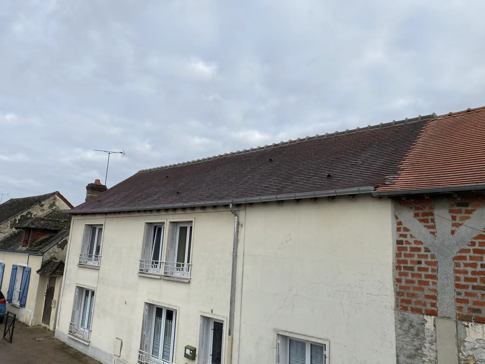 Tuiles plates — chantier VionCouverture